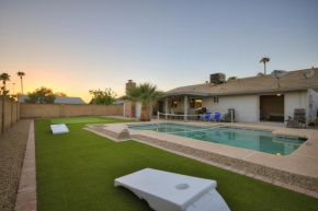 Tempe Getaway - Pool - Putting Green